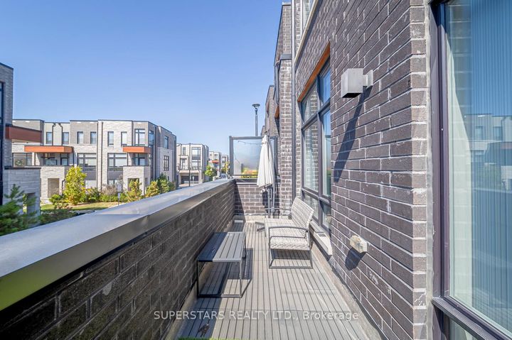 Photo 19 at 179 Carpaccio Avenue, Vellore Village, Vaughan