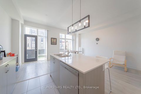 Photo 5 at 179 Carpaccio Avenue, Vellore Village, Vaughan