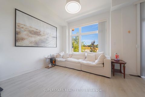Photo 13 at 179 Carpaccio Avenue, Vellore Village, Vaughan