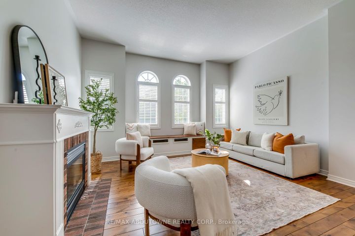 Photo 19 at 2491 Logan Avenue, RO River Oaks, Oakville