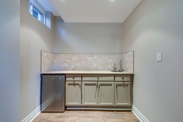 Photo 45 at 2491 Logan Avenue, RO River Oaks, Oakville