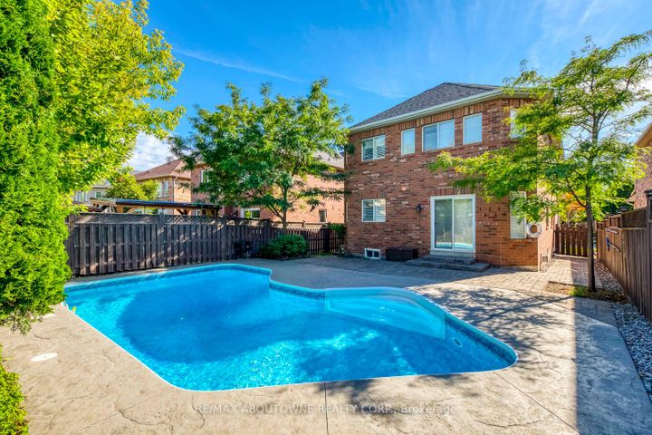 Photo 47 at 2491 Logan Avenue, RO River Oaks, Oakville
