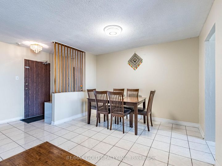 Photo 14 at 1010 - 17 Knightsbridge Road, Queen Street Corridor, Brampton