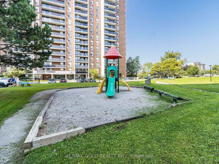 Photo 49 at 1010 - 17 Knightsbridge Road, Queen Street Corridor, Brampton
