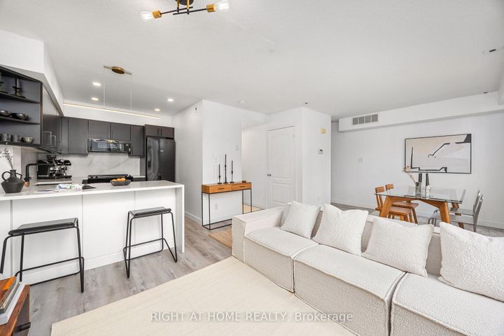 Photo 10 at 4304 - 43 SUDBURY Street, Niagara, Toronto