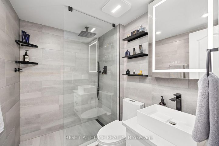 Photo 21 at 4304 - 43 SUDBURY Street, Niagara, Toronto
