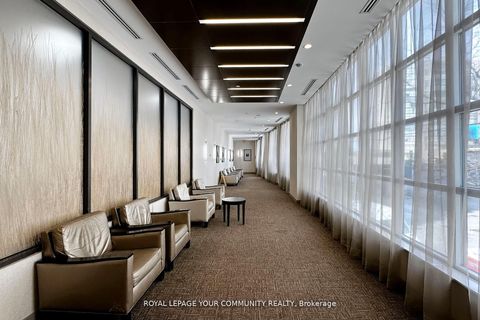 Photo 8 at 1719 - 500 Doris Avenue, Willowdale East, Toronto Photo 8 at 1719 - 500 Doris Avenue, Willowdale East, Toronto