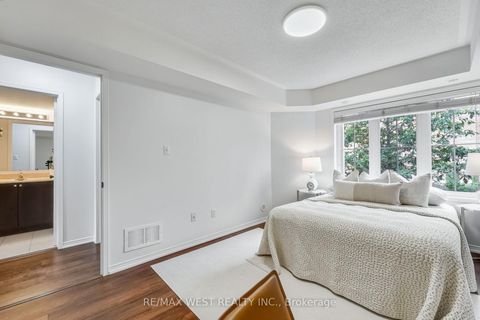 Photo 17 at 12 - 15 Hays Boulevard, RO River Oaks, Oakville