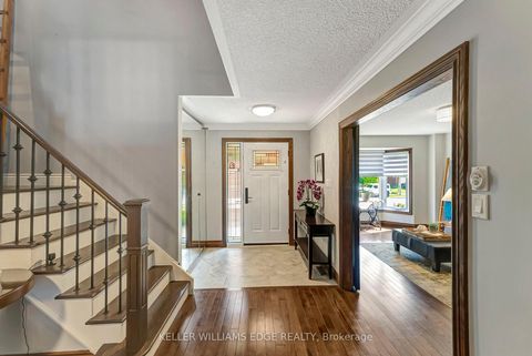 Photo 3 at 2024 Markle Drive, RO River Oaks, Oakville