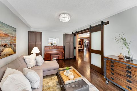 Photo 5 at 2024 Markle Drive, RO River Oaks, Oakville