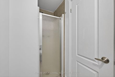 Photo 37 at 34 Knox Avenue, Humber Summit, Toronto