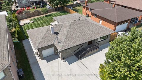 Photo 47 at 34 Knox Avenue, Humber Summit, Toronto