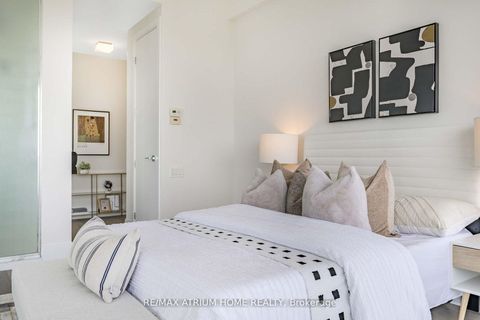 Photo 19 at PH 5305 - 42 Charles Street E, Yonge Corridor, Toronto