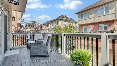 Photo 22 at 10 Henry Peters Lane, East Woodbridge, Vaughan