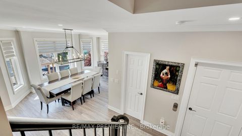 Photo 27 at 10 Henry Peters Lane, East Woodbridge, Vaughan