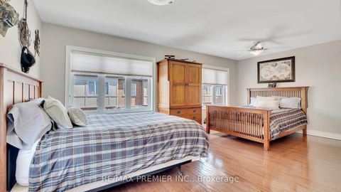 Photo 36 at 10 Henry Peters Lane, East Woodbridge, Vaughan