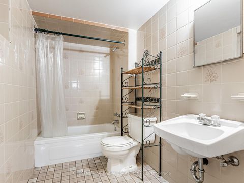 Photo 25 at 397 Cortleigh Boulevard, Nortown, Toronto