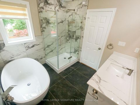 Photo 19 at 47 LAKE Crescent, Holly, Barrie