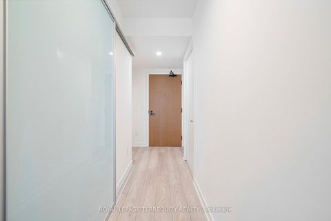 Photo 5 at 809 - 8 Tippett Road, Clanton Park, Toronto