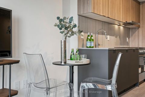 Photo 11 at 809 - 8 Tippett Road, Clanton Park, Toronto