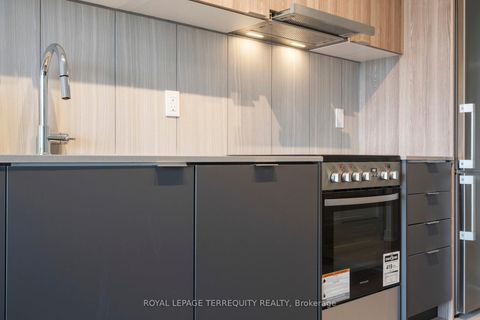 Photo 18 at 809 - 8 Tippett Road, Clanton Park, Toronto