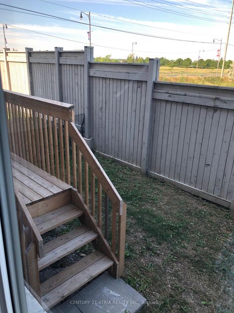Photo 6 at 368 Elyse Court, Bayview Northeast, Aurora