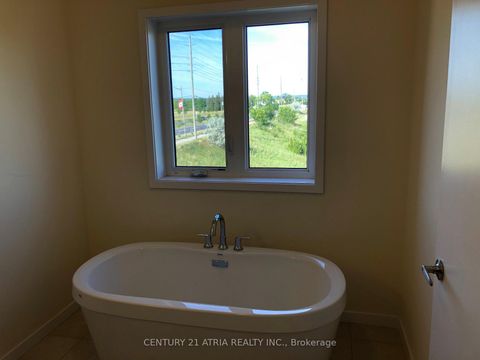 Photo 7 at 368 Elyse Court, Bayview Northeast, Aurora