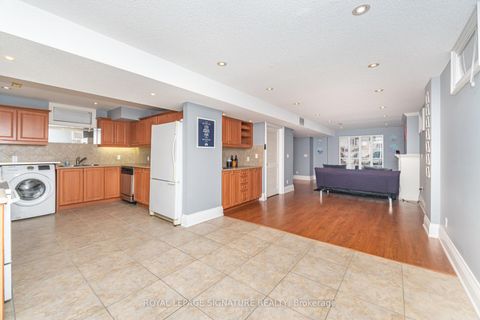 Photo 39 at 15 Water Garden Lane, Sonoma Heights, Vaughan