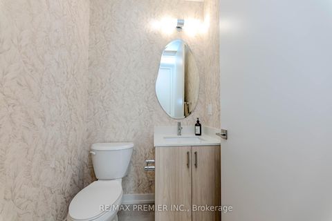 Photo 16 at D109 - 2 Red Squirrel Lane, Rural Richmond Hill, Richmond Hill