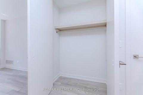 Photo 17 at D109 - 2 Red Squirrel Lane, Rural Richmond Hill, Richmond Hill