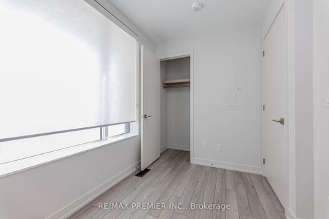 Photo 26 at D109 - 2 Red Squirrel Lane, Rural Richmond Hill, Richmond Hill