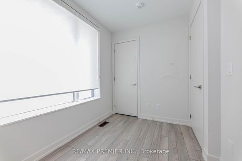 Photo 27 at D109 - 2 Red Squirrel Lane, Rural Richmond Hill, Richmond Hill