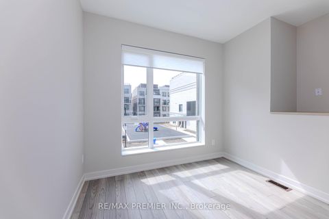 Photo 32 at D109 - 2 Red Squirrel Lane, Rural Richmond Hill, Richmond Hill