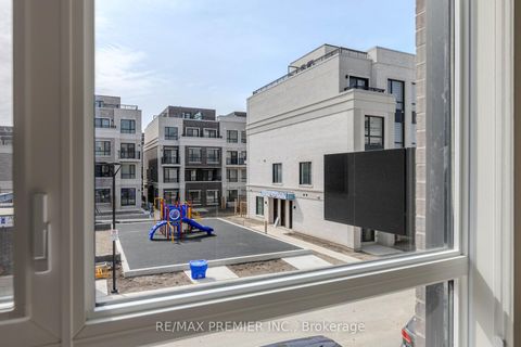 Photo 33 at D109 - 2 Red Squirrel Lane, Rural Richmond Hill, Richmond Hill