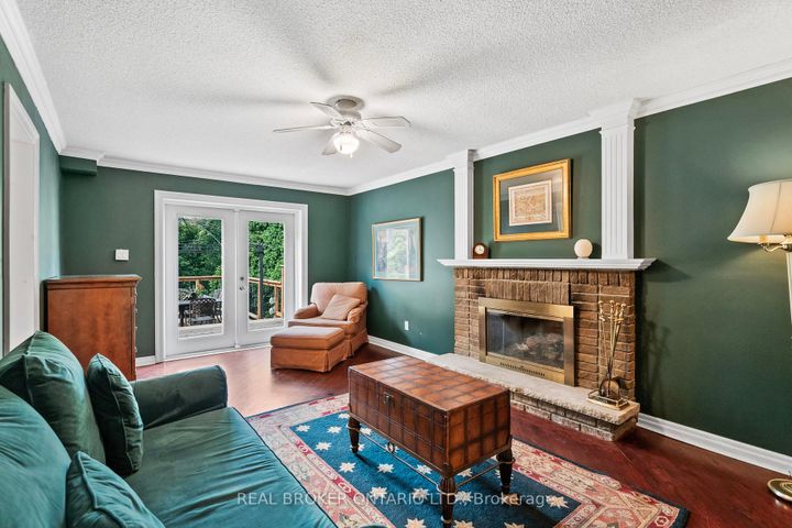 Photo 14 at 841 Fletcher Valley Crescent, Clarkson, Mississauga