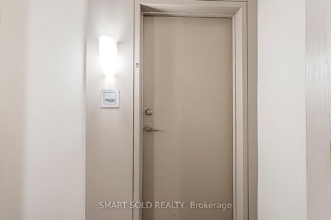 Photo 2 at Ph506 - 38 Lee Centre Drive, Woburn, Toronto