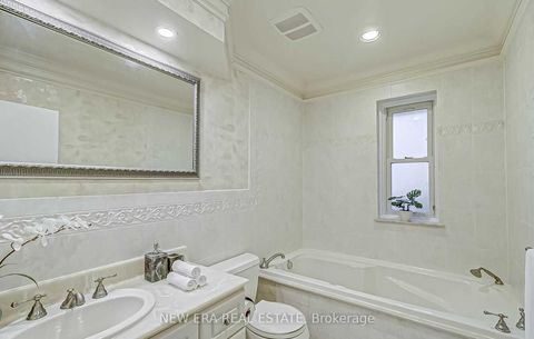 Photo 11 at 7 Greening Crescent, Rosethorn, Toronto Photo 11 at 7 Greening Crescent, Rosethorn, Toronto