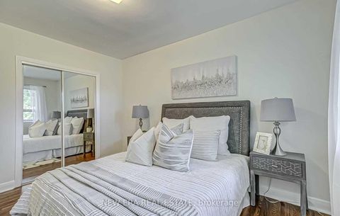 Photo 13 at 7 Greening Crescent, Rosethorn, Toronto