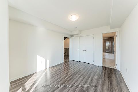 Photo 16 at 287 - 140 Honeycrisp Crescent, Vaughan Corporate Centre, Vaughan