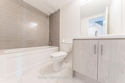 Photo 21 at 287 - 140 Honeycrisp Crescent, Vaughan Corporate Centre, Vaughan