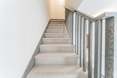 Photo 24 at 287 - 140 Honeycrisp Crescent, Vaughan Corporate Centre, Vaughan
