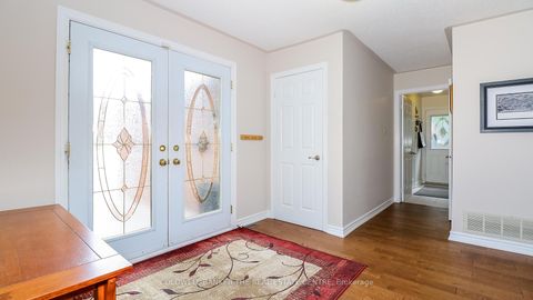 Photo 2 at 37 Falling Brook Drive, Bayshore, Barrie