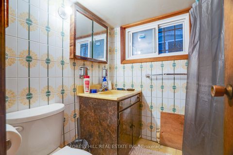Photo 7 at 30 Hertford Avenue, Eglinton West, Toronto