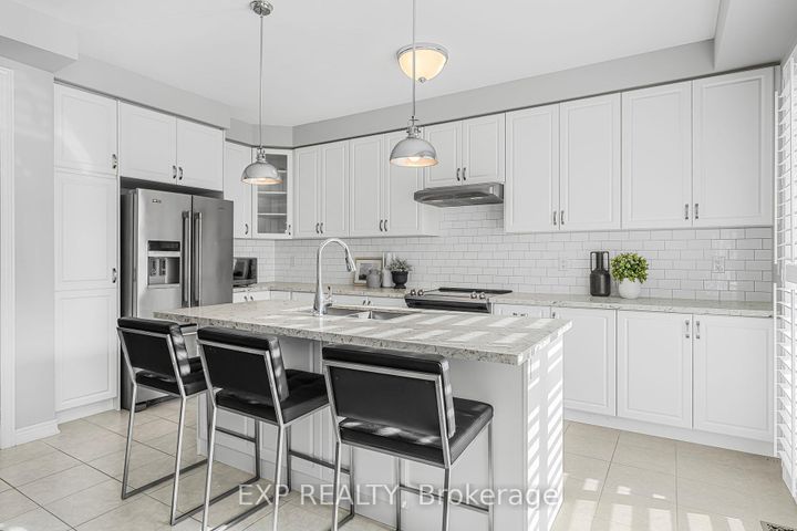 Photo 7 at 392 Grindstone Trail, JM Joshua Meadows, Oakville