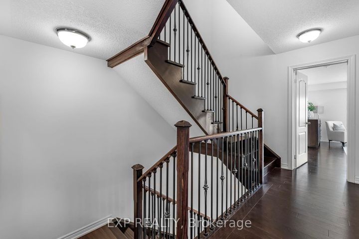Photo 13 at 392 Grindstone Trail, JM Joshua Meadows, Oakville