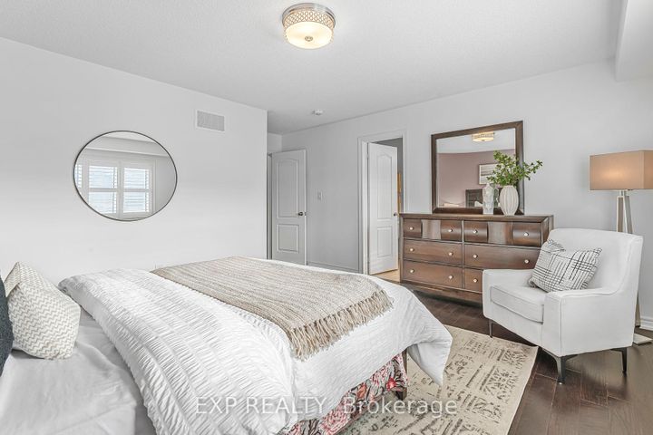 Photo 15 at 392 Grindstone Trail, JM Joshua Meadows, Oakville