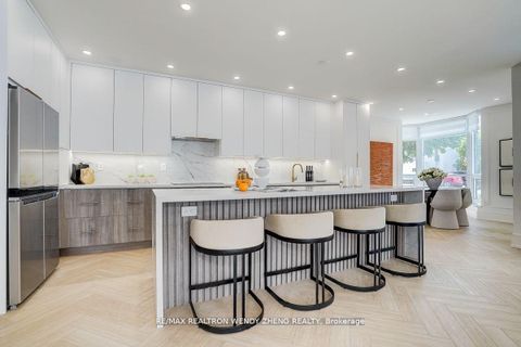 Photo 21 at 102 - 65 Spring Garden Avenue, Willowdale East, Toronto