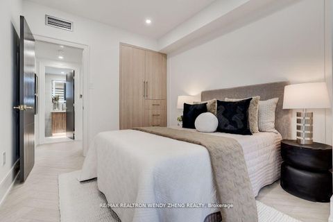 Photo 34 at 102 - 65 Spring Garden Avenue, Willowdale East, Toronto