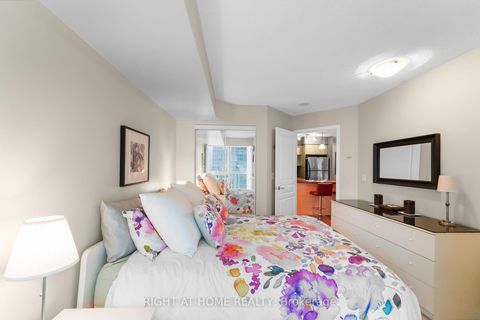 Photo 17 at 2315 - 18 Yonge Street, Waterfront Communities C1, Toronto