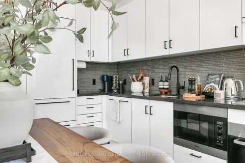 Photo 16 at 835 - 39 Queens Quay E, Waterfront Communities C8, Toronto